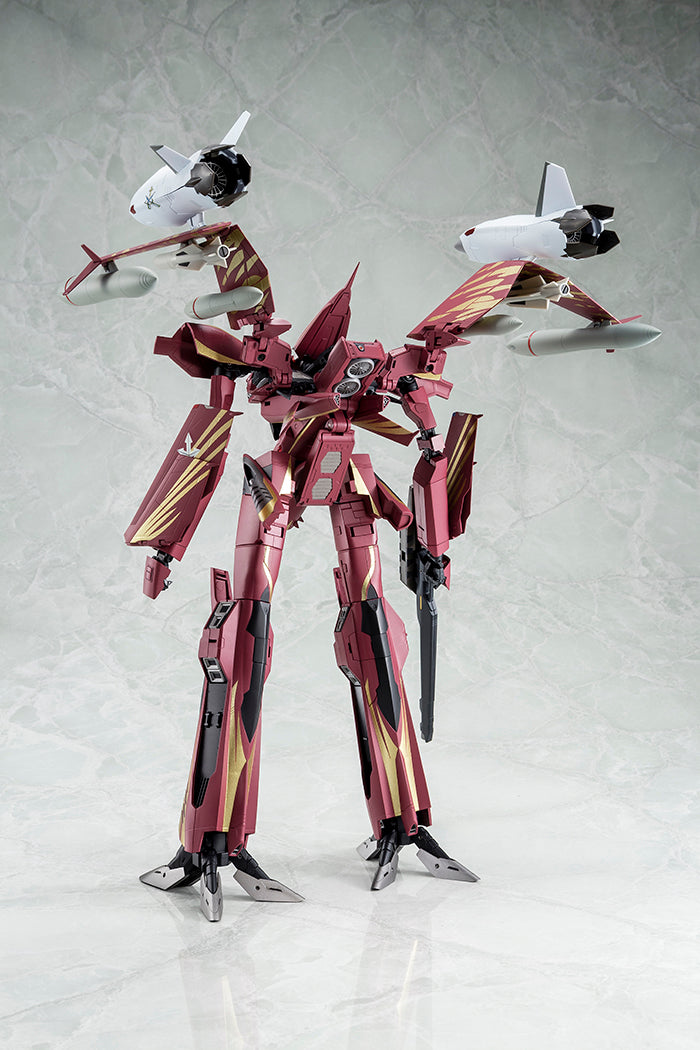1/60 完全変形 SV-51γ ノーラ・ポリャンスキー搭乗機 最終決戦仕様