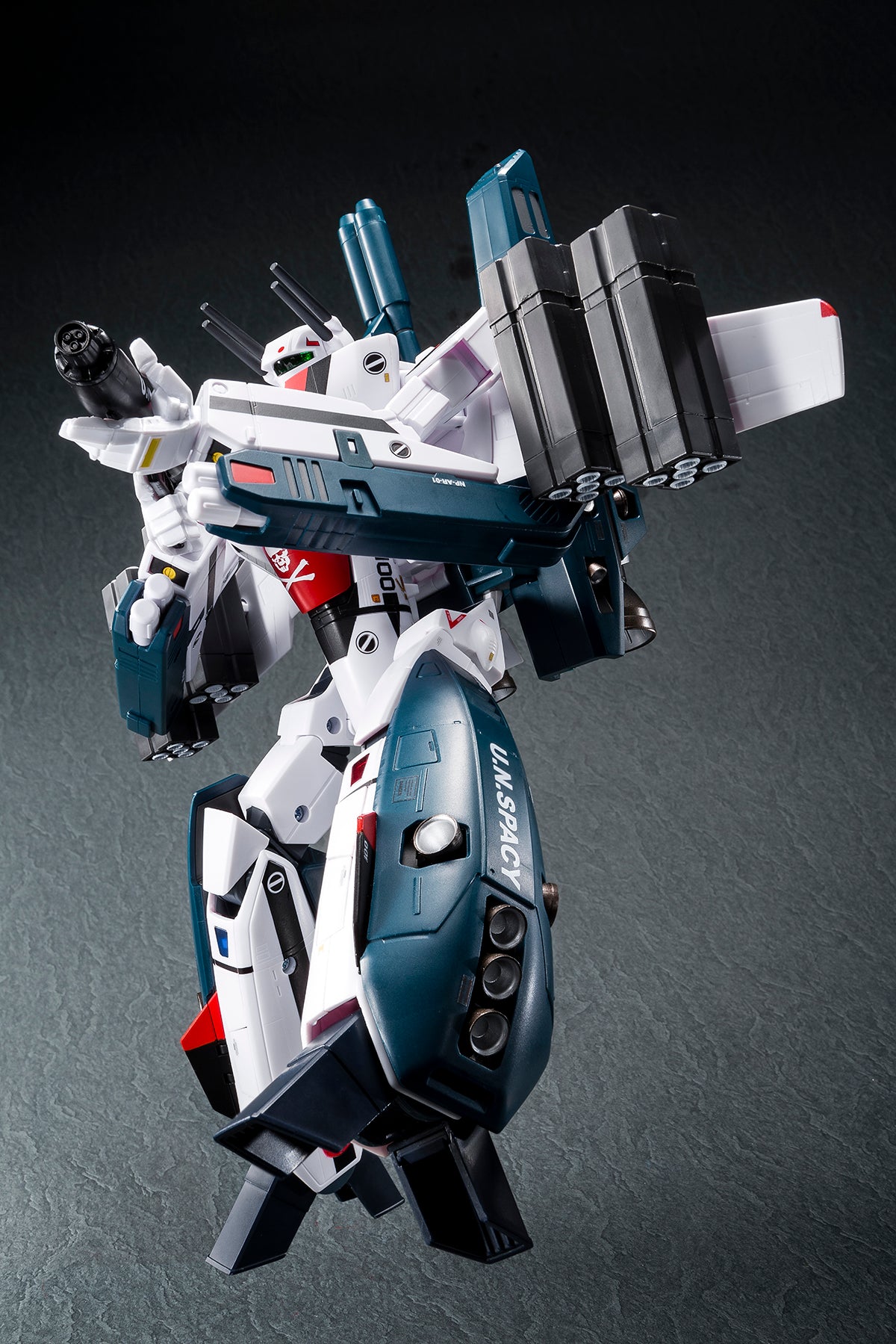 1/60 完全変形 VF-1S ストライクバルキリー（一条輝 搭乗機）movie ver.