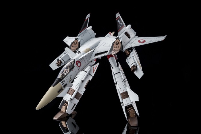 株式会社アルカディア / 1/60完全変形VF-4A ライトニングⅢ 一条輝